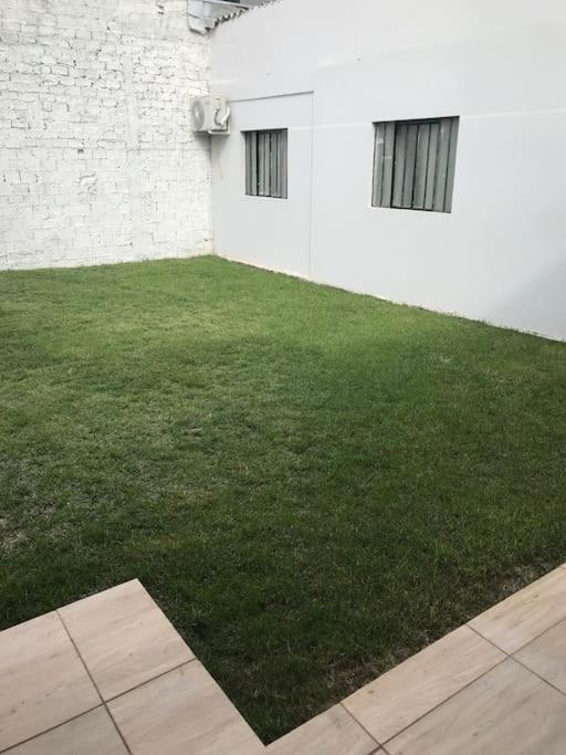 Casa com 2 quartos agradáveis com ar condicionado Foz do Iguaçu Esterno foto
