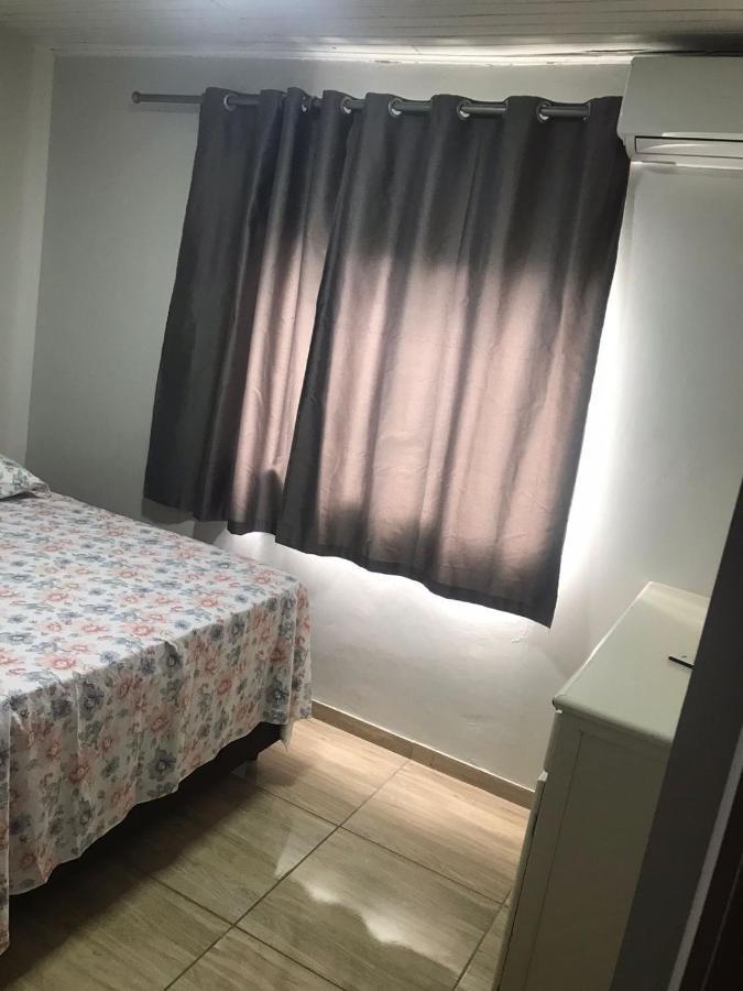 Casa com 2 quartos agradáveis com ar condicionado Foz do Iguaçu Esterno foto